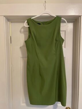 AGB Sleeveless Shift Dress in Olive Green